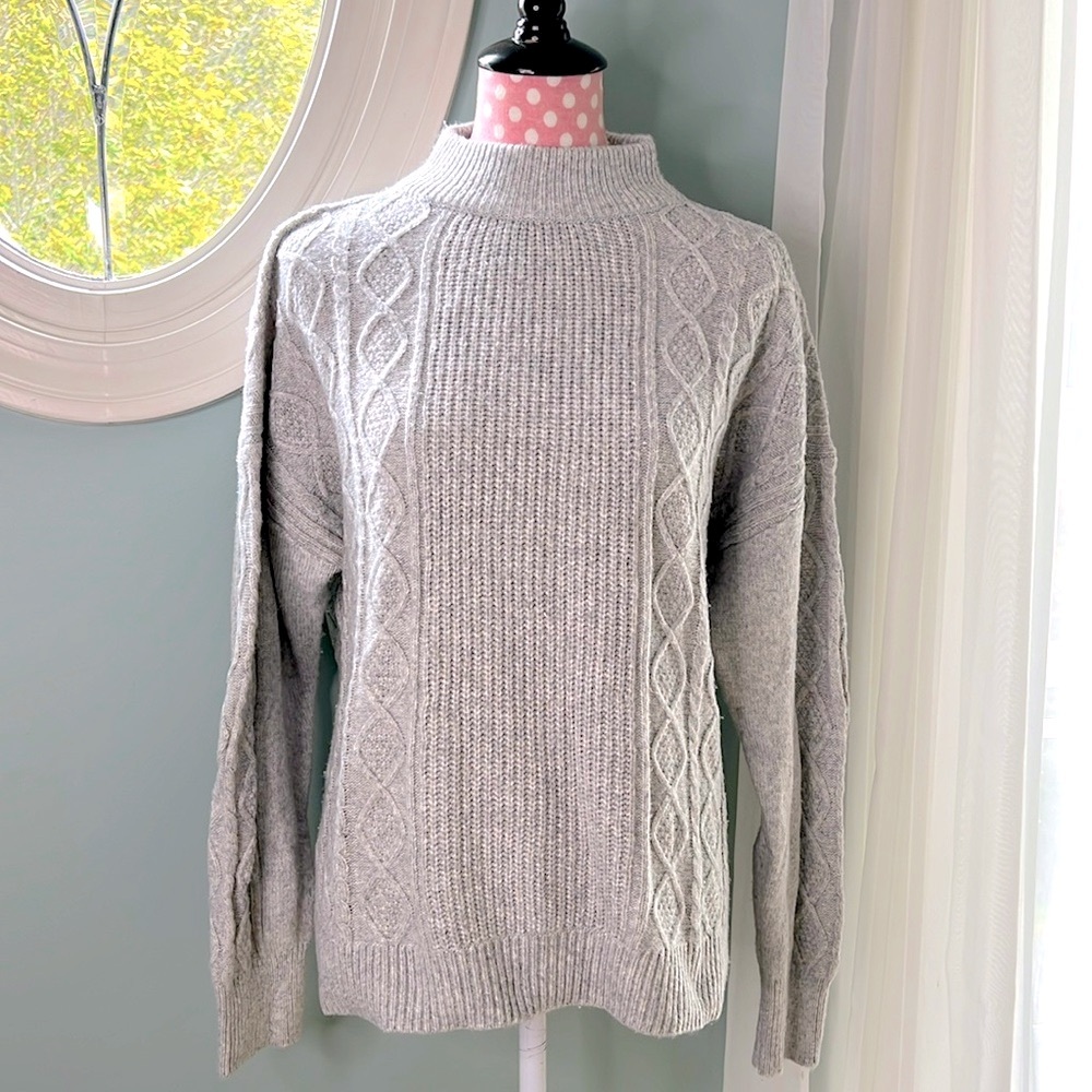 Express Boxy Cable Knit  Sweater Size L